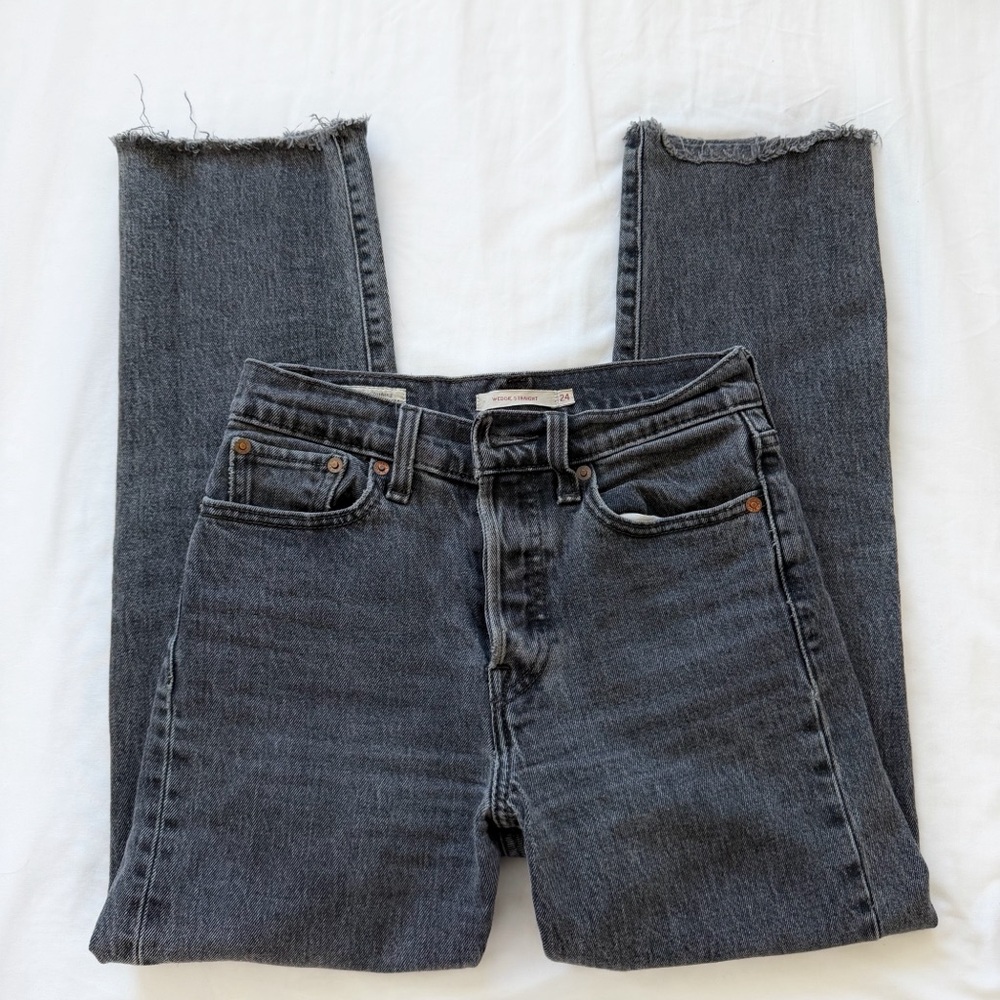 Levi’s grey wedgie straight jeans